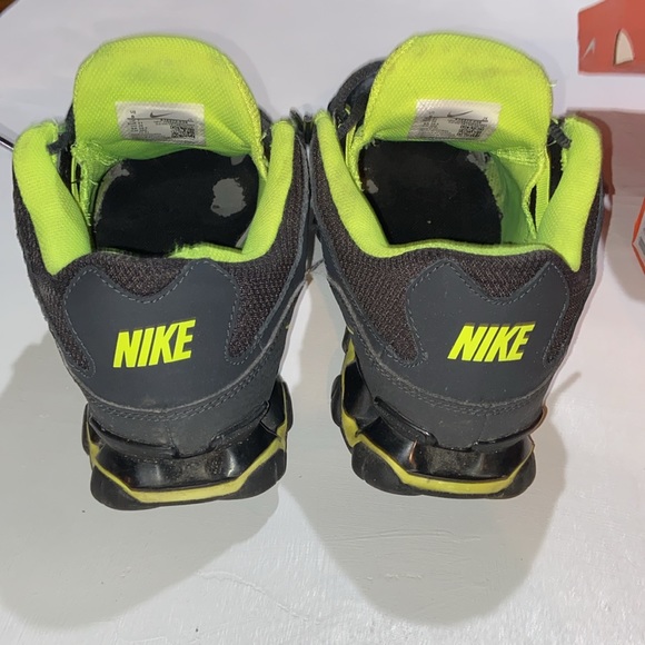 MENS NIKE REAX TR SHOES WITH ORIGINAL BOX SIZE 8 GOOD USED CONDITION - Picture 12 of 15